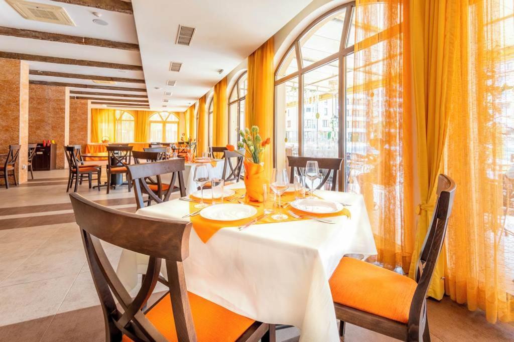 Holiday Apartcomplex Royal Sun Sunny Beach Dış mekan fotoğraf